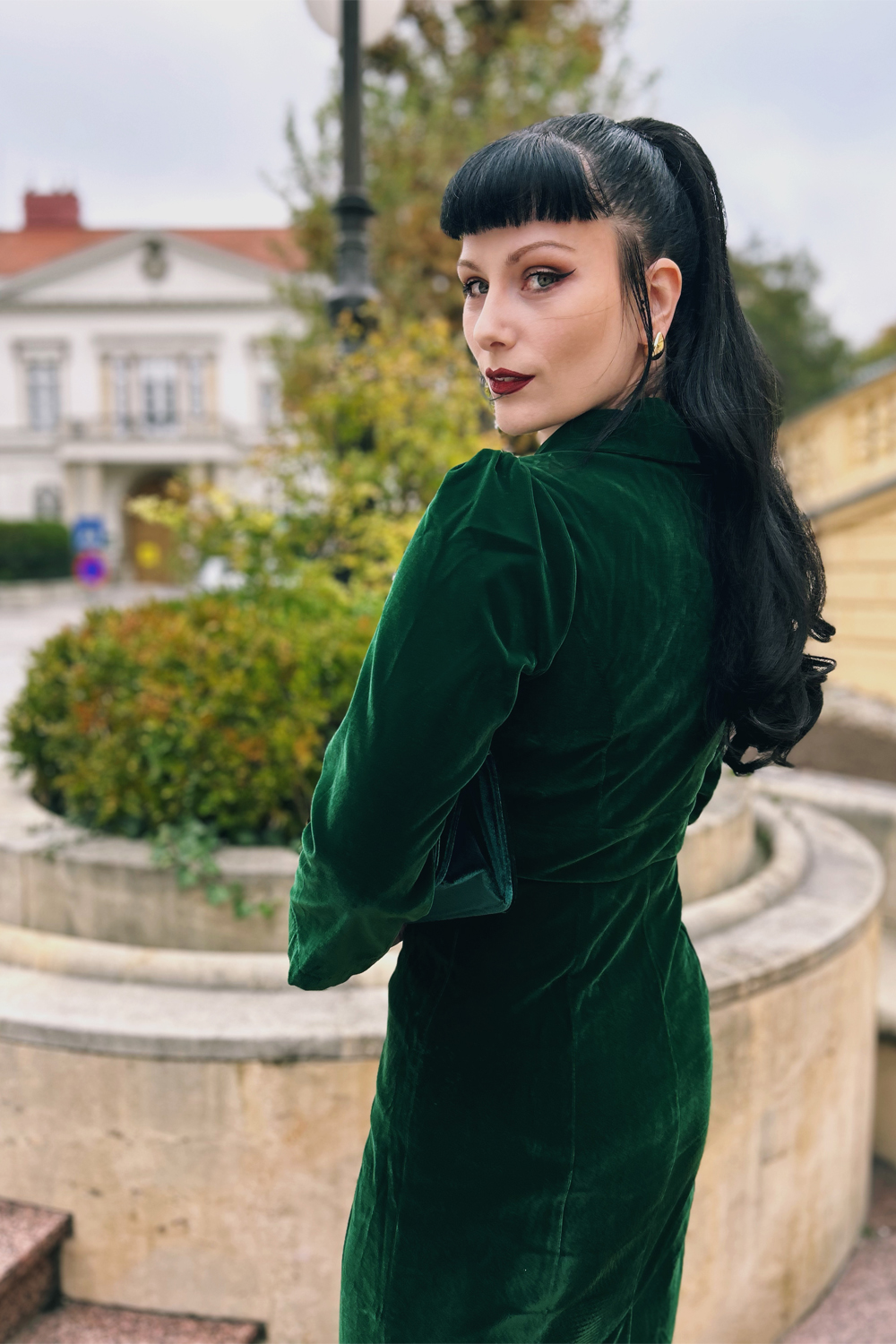 emerald green wiggle dress Unique Vintage Emerald Sheath Pencil Dress main image 0