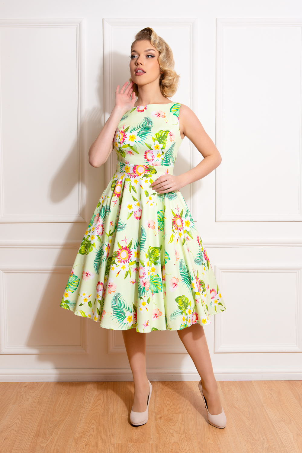 Luisa Tropical Swing Dress in Green - Hearts u0026 Roses London