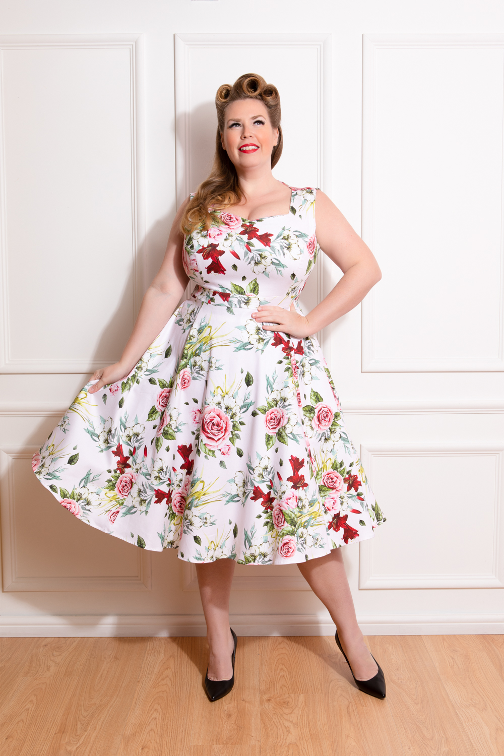 Carole Floral Swing Dress in OFF/White Hearts Roses London