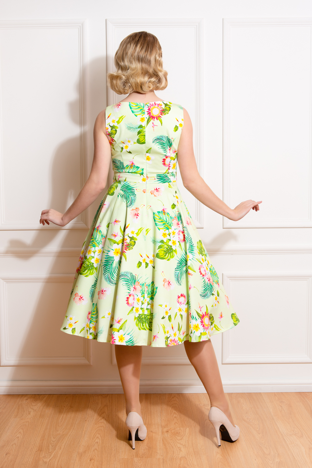 Tropical Swing Dress Tropical Swing Green Sleeveless Midi Dress Farm Rio